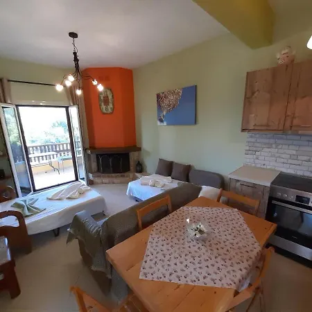 Apartamento Andri House Marathias