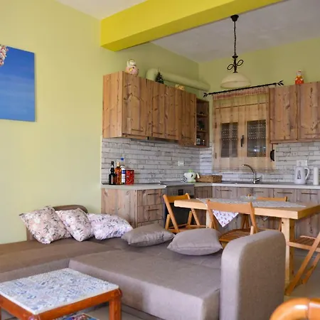 Andri House Apartamento Marathias